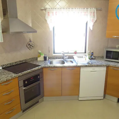 T1 Com Vista Mar Perto Da N.ª Sra. Da Rocha Porches (Algarve)